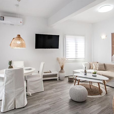 Capolavoro, Boutique Apartment With Unique Rooftop Skiathos stad Exteriör bild