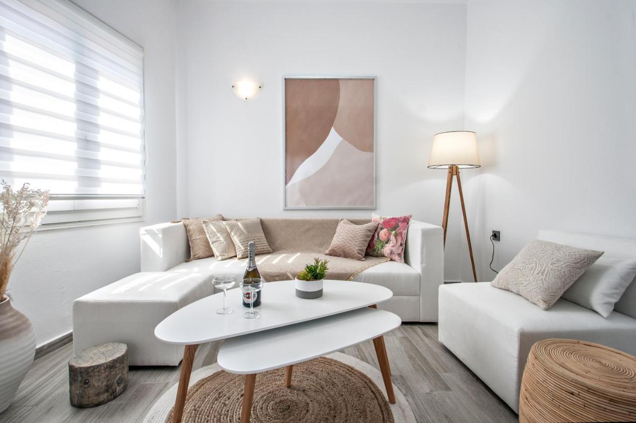 Capolavoro, Boutique Apartment With Unique Rooftop Skiathos stad Exteriör bild