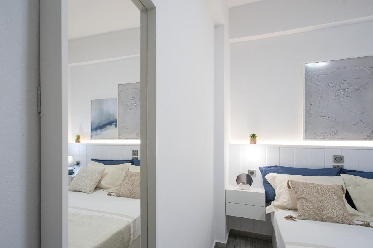 Capolavoro, Boutique Apartment With Unique Rooftop Skiathos stad Exteriör bild