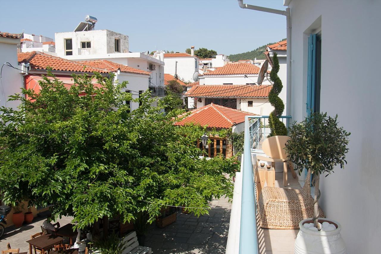 Capolavoro, Boutique Apartment With Unique Rooftop Skiathos stad Exteriör bild