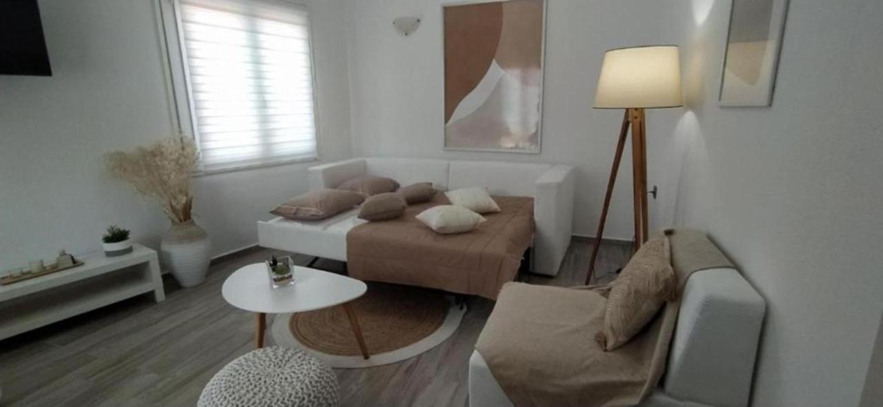 Capolavoro, Boutique Apartment With Unique Rooftop Skiathos stad Exteriör bild